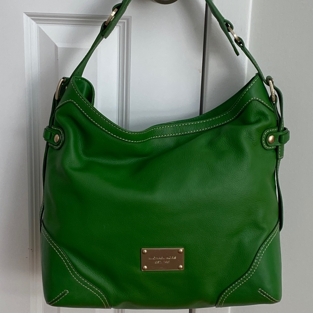 Michael Kors Leather Millbrook Handbag